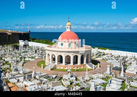 Friedhof im Unesco Welterbe Blick schloss San Felipe del Morro, San Juan, Puerto Rico, Karibik Stockfoto