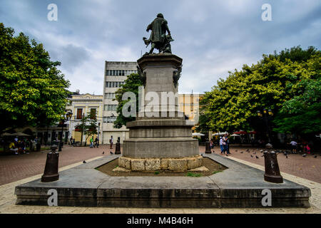 Kolumbus Statue im Parque Colon, UNESCO-Weltkulturerbe der Altstadt von Santo Domingo, Dominikanische Republik Stockfoto