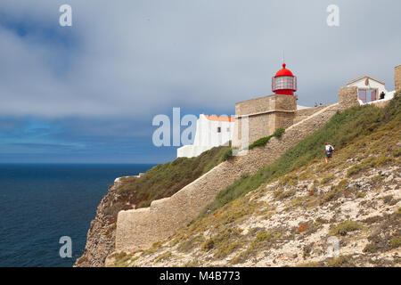 Sintra, Portugal, 5. Juli 2014: Leuchtturm von Cabo de Sao Vicente, Sagres, Algarve, Portugal. Cabo da Roca Leuchtturm war der erste Zweck gebaut ligh Stockfoto