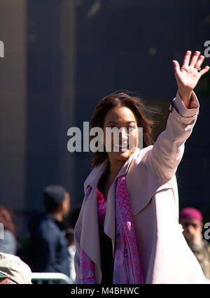 Dynamische WEBVORLAGEN Carrie Ann Inaba während Cherry Blossom Parade in Washington DC Stockfoto