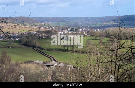 Blick über Bickwell Farm und die Sid-Tal in Richtung Fortescue und Sidford am Stadtrand von Sidmouth, Devon, England, Großbritannien Stockfoto