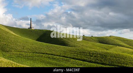 Cherhill Nieder mit der lansdowne Denkmal Stockfoto