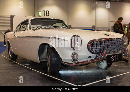 ExCel, London, 15. Feb 2018. Tjhe Original" Roger Mehr ' Volvo Auto auf der TV-Serie "The Saint" verwendet. Der London Classic Car Show eröffnet größten klassischen Autos der Welt zu feiern, mit 700 der besten Autos, sowie Grand Avenue mit Autos nach unten zur Schau. Credit: Imageplotter Nachrichten und Sport/Alamy leben Nachrichten Stockfoto