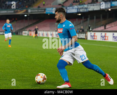 Neapel, Kampanien, Italien. 15 Feb, 2018. Elseid Hysaj des SSC Napoli in Aktion während der UEFA Europa League Spiel zwischen SSC Napoli und RB Lipsia in San Paolo Stadions. Credit: Ernesto Vicinanza/SOPA/ZUMA Draht/Alamy leben Nachrichten Stockfoto