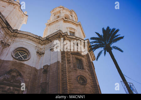 Kathedrale von Cádiz. Kathedrale Wand. Bild aufgenommen - Februar 10., 2018. Stockfoto