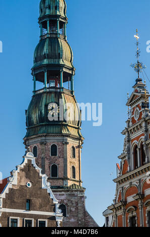 Blick auf St. Peter Kirche in Riga Stockfoto