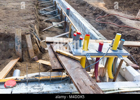 Stiftung mit Rohre auf der Baustelle Stockfoto