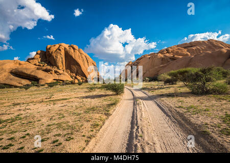 Spitzkoppe, einzigartige Felsformation im Damaraland, Namibia Stockfoto