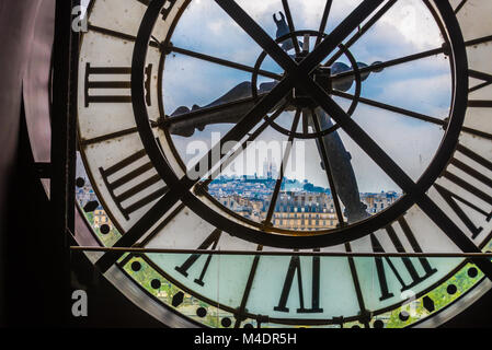 Uhr im Musée d ' Orsay, Paris Stockfoto