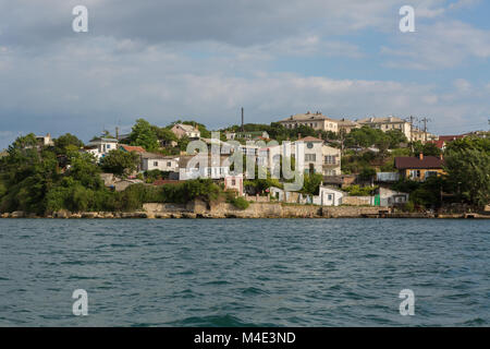 Architektur an der Südküste der Krim in der Bucht von Sewastopol Stockfoto