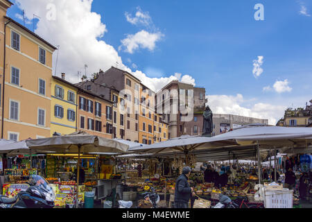 Campo de Fiori traditioneller Markt in Rom Stockfoto