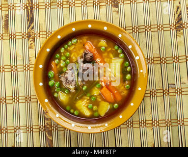 La Sopa de Arroz colombiana - kolumbianischen Reissuppe mit Pulverisiertem Rindfleisch Stockfoto