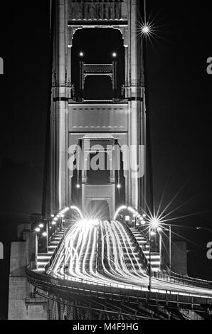 Golden Gate Bridge Abend pendeln Verkehr Stockfoto