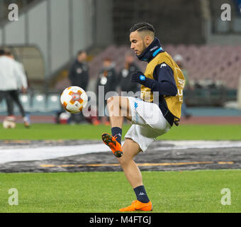 Neapel, Kampanien, Italien. 15 Feb, 2018. Adam Ounas des SSC Napoli in Aktion vor dem UEFA Europa League Spiel zwischen SSC Napoli und RB Lipsia in San Paolo Stadions. Credit: Ernesto Vicinanza/SOPA/ZUMA Draht/Alamy leben Nachrichten Stockfoto