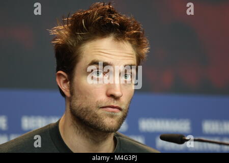 Berlin, Deutschland. 16. Februar, 2018. Robert Pattinson bei der Pressekonferenz der Berlinale für die Premiere von "AMSEL" am 16. Februar 2018 Credit: Stefan Papp/Alamy leben Nachrichten Stockfoto