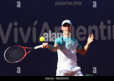 Bueos Aires, Argentinien. 16 Feb, 2018. Diego Schwartzman im Viertelfinale von Buenos Aires ATP 250 Diese Freitag auf zentralen Hof des Lawn Tennis in Buenos Aires, Argentinien. Credit: Néstor J. Beremblum/Alamy leben Nachrichten Stockfoto