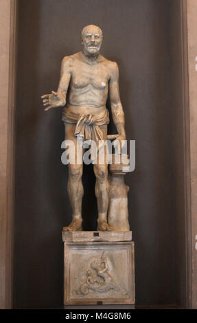 Antike römische Skulptur eines alten Mannes an den Vatikan Museum, Vatikanstadt, Rom, Italien. Stockfoto