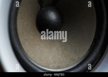 Runde audio Lautsprecher Technologie. Moderne schwarze Kreis Woofer Stockfoto