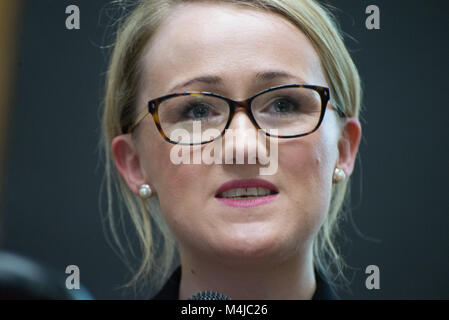 Manchester, Großbritannien. 16 Feb, 2018. Rebecca Long-Bailey MP, Mitglied des Parlaments für Salford und Eccles und Schatten Staatssekretär für Wirtschaft, Energie und industrielle Strategie, spricht auf dem "Wege 6 Konferenz: Co-operative Solidarität" Veranstaltung in Manchester, Vereinigtes Königreich, am 16. Februar 2018. Die Wege nach Vorn 6 Konferenz: Co-operative Solidarität Veranstaltung wurde von der Kooperative Business Consultants hosted neue Möglichkeiten für Menschen zusammen zu arbeiten, die Kontrolle der Wirtschaft zu diskutieren. Credit: Jonathan Nicholson/Pacific Press/Alamy leben Nachrichten Stockfoto