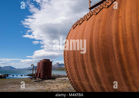 Britisches Territorium, South Georgia. Historischen Walfang Beilegung von grytviken. Alte wal Öltanks. Stockfoto