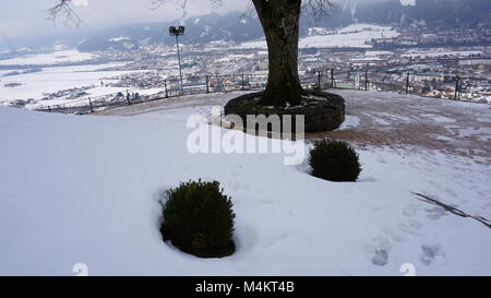 Schwaz - Tirol Österreich Burg Freundsberg in der Nähe von Innsbruck im Winter Stockfoto