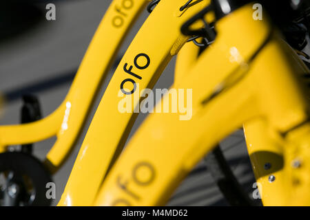 Eine Reihe von ofo Dock - weniger Fahrrad - Fahrräder in Tempe, Arizona, am 3. Februar 2018. Stockfoto