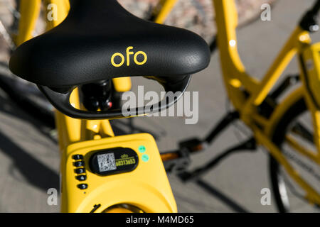 Eine Reihe von ofo Dock - weniger Fahrrad - Fahrräder in Tempe, Arizona, am 3. Februar 2018. Stockfoto