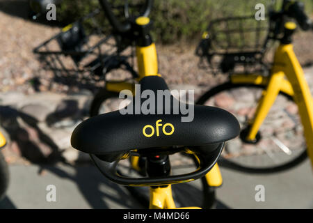 Eine Reihe von ofo Dock - weniger Fahrrad - Fahrräder in Tempe, Arizona, am 3. Februar 2018. Stockfoto