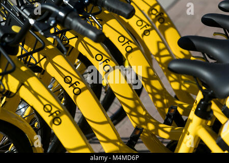 Eine Reihe von ofo Dock - weniger Fahrrad - Fahrräder in Tempe, Arizona, am 3. Februar 2018. Stockfoto