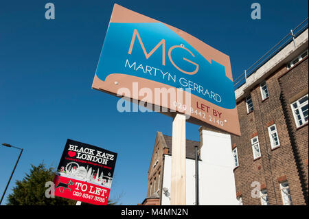 Immobilienmakler Zeichen in Muswell Hill, London Stockfoto