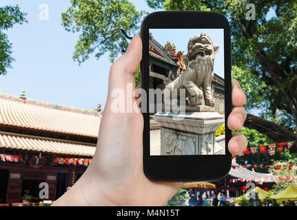 Travel Concept - touristische Fotos outdoor lion Statue in Guangxiao buddhistischer Tempel (helle Gehorsam, Helle kindlicher Frömmigkeit Tempel) in Guangzhou City Stockfoto