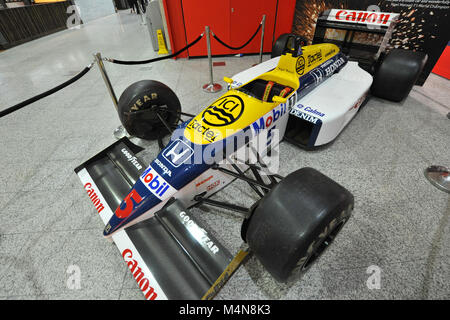 London, Großbritannien. 16 Feb, 2018. Einen Williams FW 11 Formel 1 Rennwagen wie von Nigel Mansell (British ehemalige Rennfahrer) auf dem Display an der London Classic Car Show, die auf ExCel London, Vereinigtes Königreich, zurückzuführen. Mehr als 700 der besten klassischen Autos der Welt werden auf der Messe reicht von Vintage pre-Krieg Tourer zu einem modernen Konzept Autos. Quelle: Michael Preston/Alamy leben Nachrichten Stockfoto