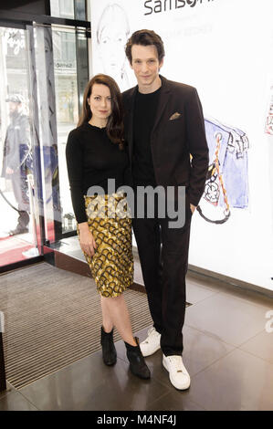 Berlin, Deutschland. 16 Feb, 2018. Alice Dwyer und Sabin Tambrea beim Samsonite & Kilian Kerner Kater-Imbiss auf der Berlinale 2018/68. Internationalen Filmfestspiele Berlin. Berlin, 16.02.2018 | Verwendung der weltweiten Kredit: dpa/Alamy leben Nachrichten Stockfoto