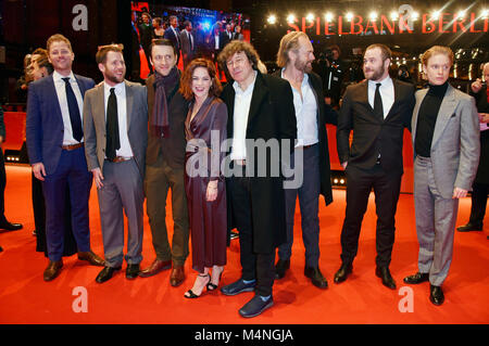 Jonathan Loughran, Über d'Alma Kelleher, Lance Daly, Sarah Greene, Stephen Rea, Hugo Weaving, Moe Dunford und Freddie Fuchs die Teilnahme an der "Schwarzen 47" Premiere auf der 68. Internationalen Filmfestspiele Berlin/Berlinale 2018 Berlinale Palast am 16. Februar 2018 in Berlin, Deutschland. Stockfoto