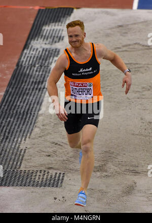 Birmingham, Großbritannien. 17 Feb, 2018. Greg Rutherford gewinnt die Men's Long Jump final während SPAR Britische Athletik Indoor Championships 2018 Arena Birmingham am Samstag, den 17. Februar 2018. BIRMINGHAM, ENGLAND. Credit: Taka G Wu Credit: Taka Wu/Alamy leben Nachrichten Stockfoto