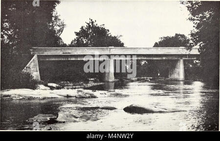 Zweijährlicher Bericht des State Highway Kommission von North Carolina (1920) (14742926296) Stockfoto