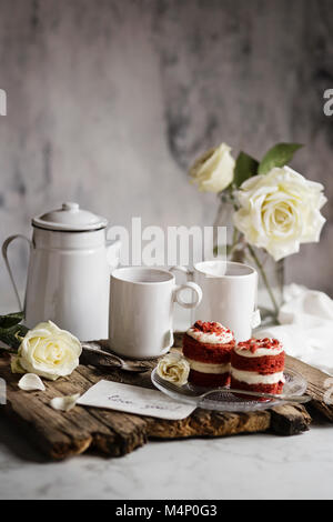 Romantisches Frühstück für Verliebte Stockfoto