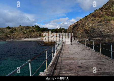 Kühle klare Winter Strand Szenen an Carrickalinga und zweite Tal in der Nähe von Normanville, Victor Harbor, Adelaide, South Australia Stockfoto