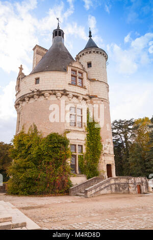 Türme von Chateau de Chenonceau, mittelalterliche Burg im Tal der Loire. Es wurde im 15. Jahrhundert erbaut, Mischung aus Spätgotik und Frührenaissance. Unesco ihr Stockfoto