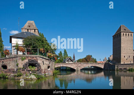 Ponts Couvert, mittelalterliche Brücke und Türme im La Petite France (Frankreich), Straßburg, Elsaß, Bas-Rhin, Frankreich, Europa Stockfoto