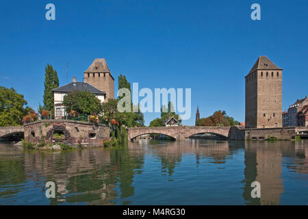 Ponts Couvert, mittelalterliche Brücke und Türme im La Petite France (Frankreich), Straßburg, Elsaß, Bas-Rhin, Frankreich, Europa Stockfoto