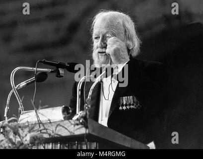 WILLIAM GOLDING britischer Autor und Nobelpreisträger für Literatur 1983 ihr geben, Dank der Schwedischen Akademie am banquete Stockfoto