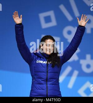 Frauen Skelett. Laura Deas (GBR) feiert. Medaille Zeremonien. Pyeongchang Olympic Plaza. Pyeongchang 2018 Winter Olympics. Alpensia. Republik Korea. 18.02.2018. Credit: Sport in Bildern/Alamy leben Nachrichten Stockfoto