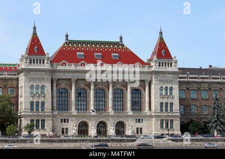 Hochschule für Technik und Wirtschaft in Budapest, Ungarn Stockfoto