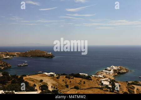 Der bekannteste Ort auf der Insel Sifnos Chrysopigi. Ägäis, Kykladen, Griechenland Stockfoto