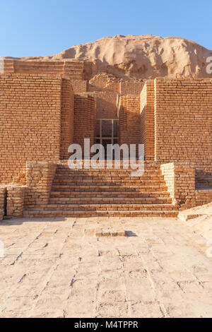 Chogha Zanbil, alten Elamite (Elamite: Dur Untash) Komplex in Khuzestan Provinz vom Iran, einer von nur wenigen existierenden Zikkurats außerhalb Mesopotamiens. Stockfoto