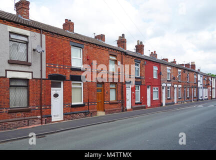 Traditionelle Reihenhaus Wohnungen Straße Nordengland Stadt. Stockfoto