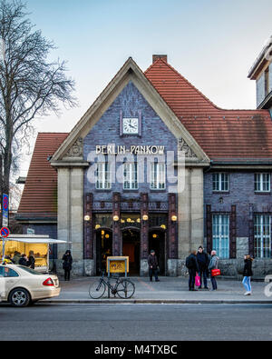 Berlin-Pankow. S-Bahn und U-Bahn Gebäude Exterieur Stockfoto