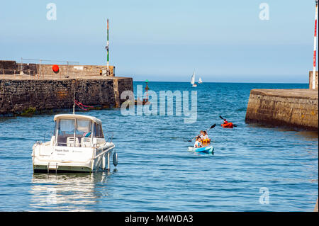 Aberaeron Hafen an einem sonnigen Sommertag Stockfoto