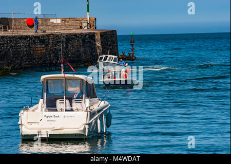 Aberaeron Hafen an einem sonnigen Sommertag Stockfoto